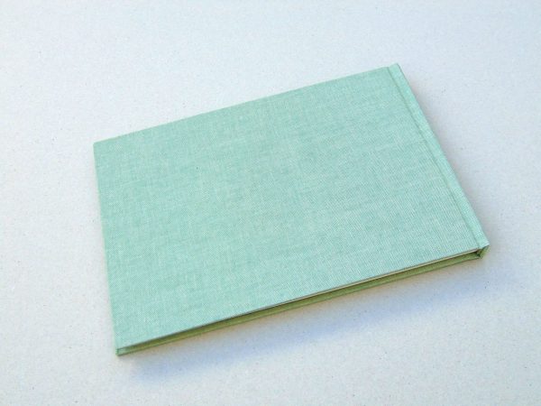 Libro de firmas lino verde 60 años 6. MardePapel.