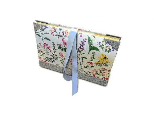 Conjunto con carpeta con flores silvestres 2. MardePapel