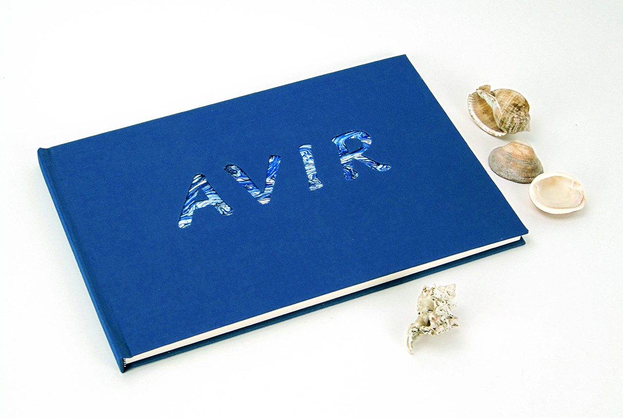Libros de testigos y libros de firmas personalizados 1. MardePapel