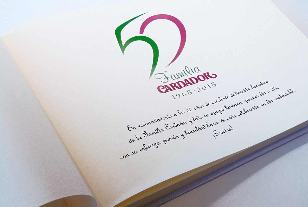 Libros de testigos y libros de firmas personalizados 15. MardePapel